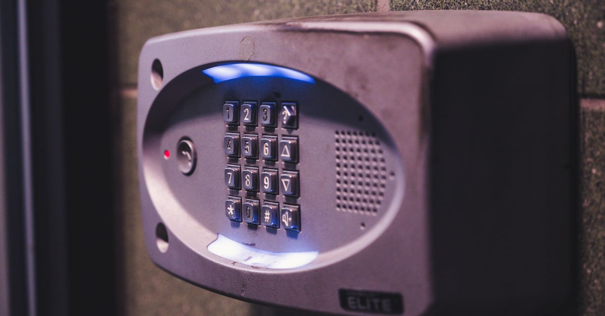 Emergency Commercial Locksmith Service When Your Business Can't Open — Paterson Locksmiths